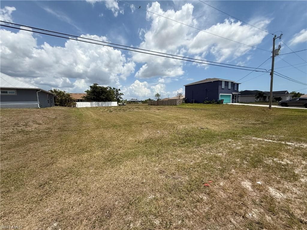 1809 NW 6th AVE CAPE CORAL, FL 33993