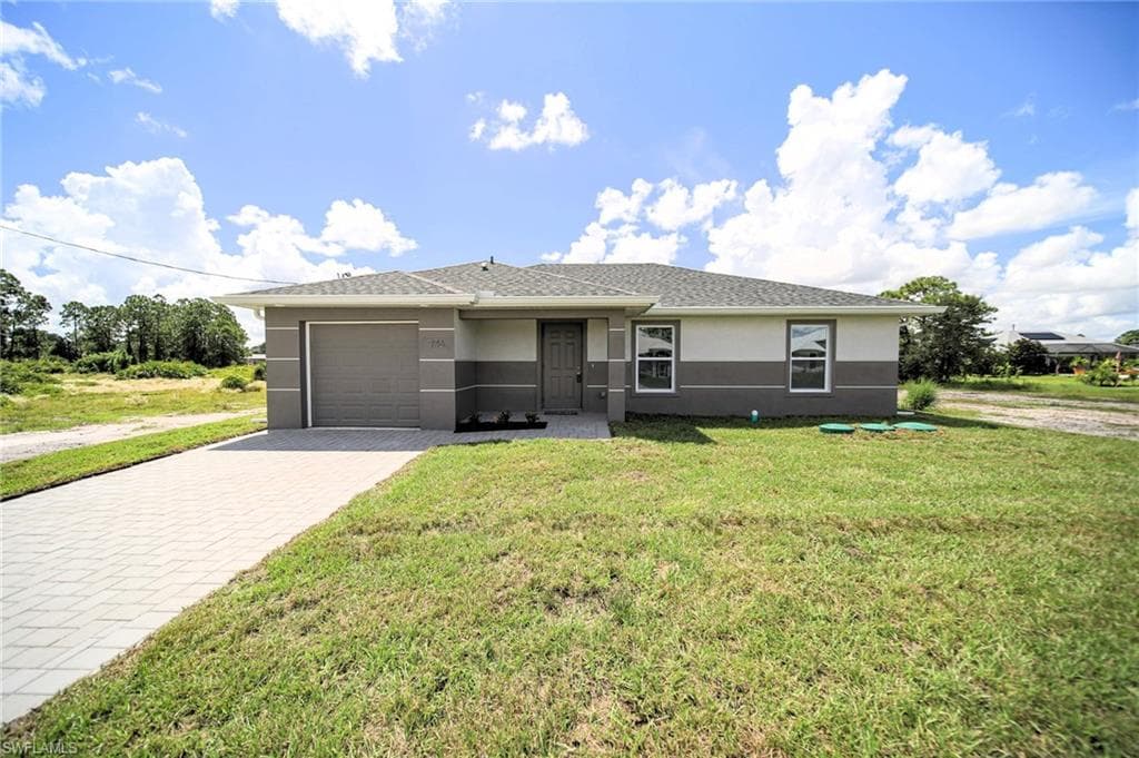 536 Empire AVE S LEHIGH ACRES, FL 33974