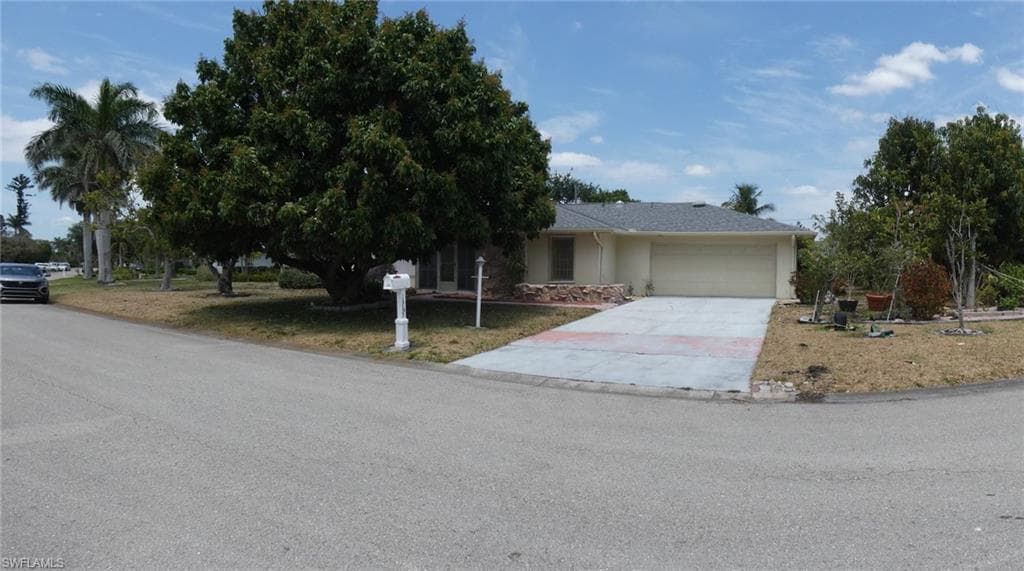 1365 Kingswood CT FORT MYERS, FL 33919