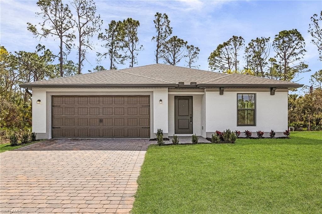 1253 Bush ST W IMMOKALEE, FL 34142