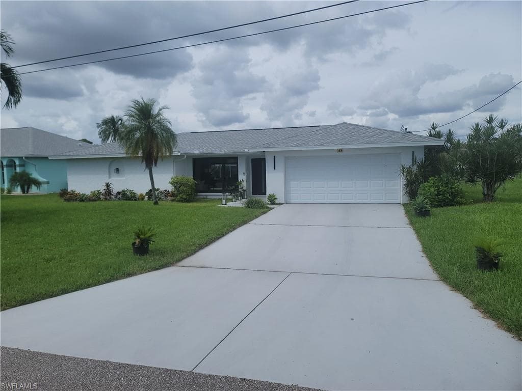 125 41st TER CAPE CORAL, FL 33904
