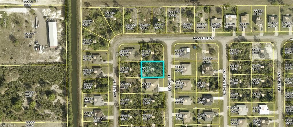 1829 Lodge ST LEHIGH ACRES, FL 33972