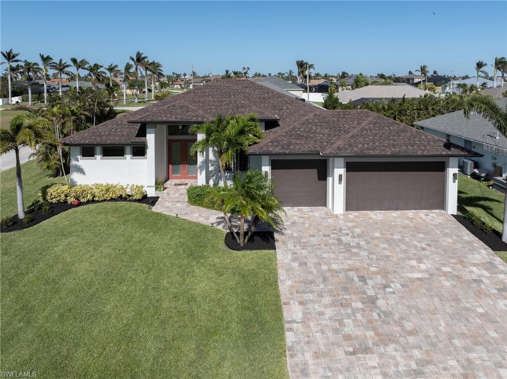 2711 SW 32nd ST CAPE CORAL, FL 33914