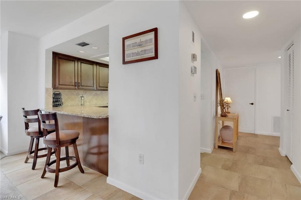 4604 Flagship DR 406 FORT MYERS, FL 33919