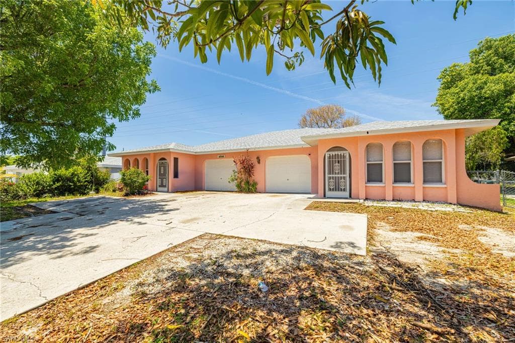 4642-4644 Santa Barbara BLVD CAPE CORAL, FL 33914