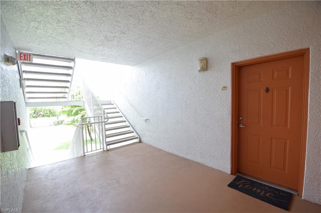 6481 Aragon WAY 205 FORT MYERS, FL 33966