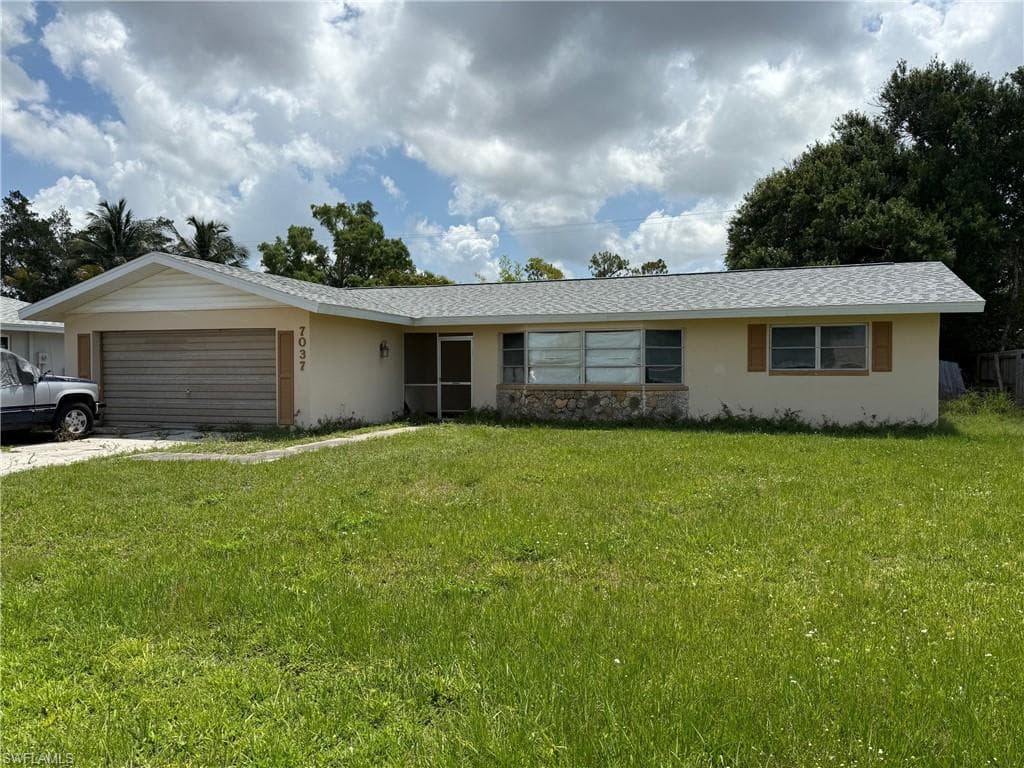 7037 E Fountainhead RD FORT MYERS, FL 33919