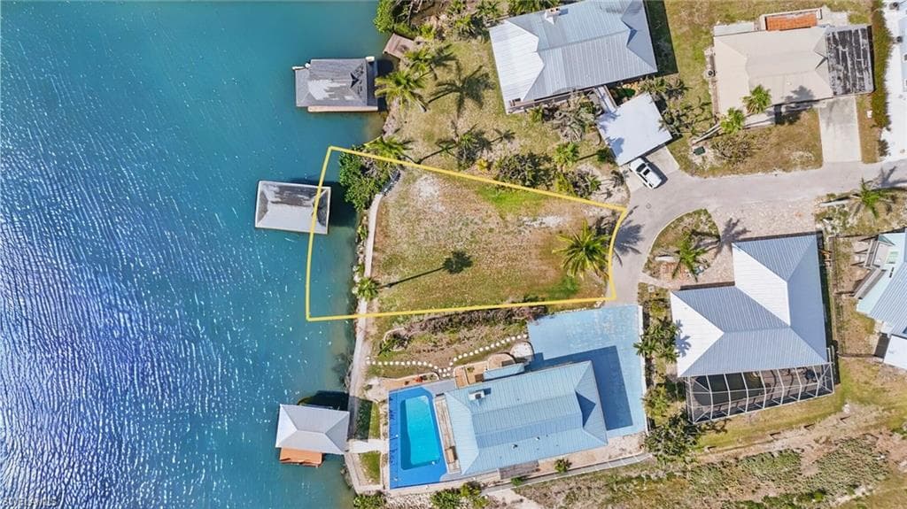 22491 Buccaneer Lagoon ST FORT MYERS BEACH, FL 33931