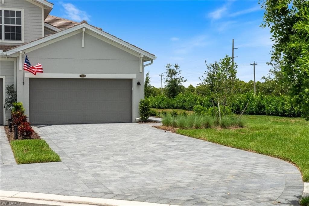5721 Oakmont CT 9012 AVE MARIA, FL 34142