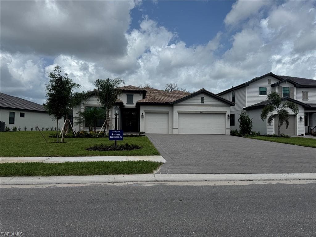 20429 Verawood LOOP ESTERO, FL 33928
