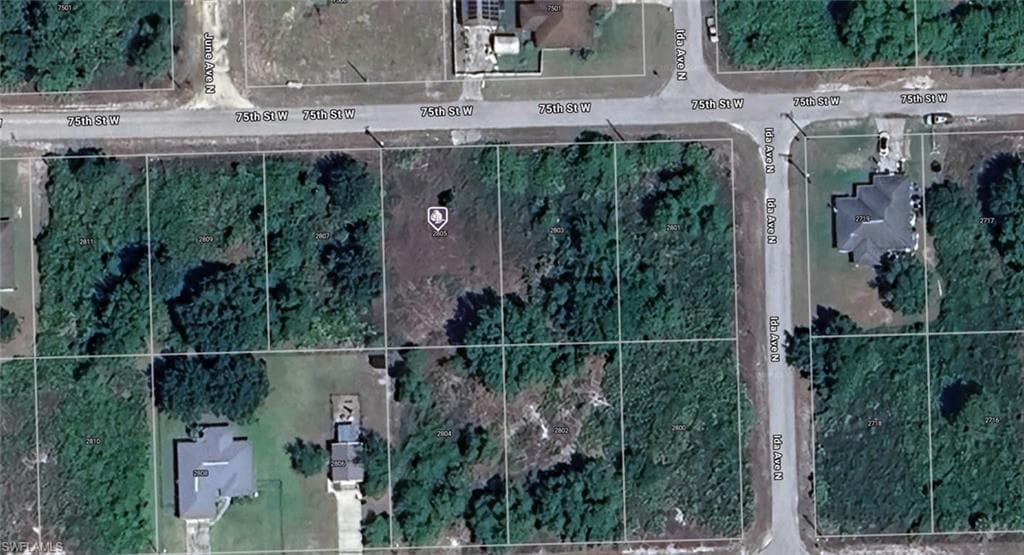 2805 75th ST W LEHIGH ACRES, FL 33971