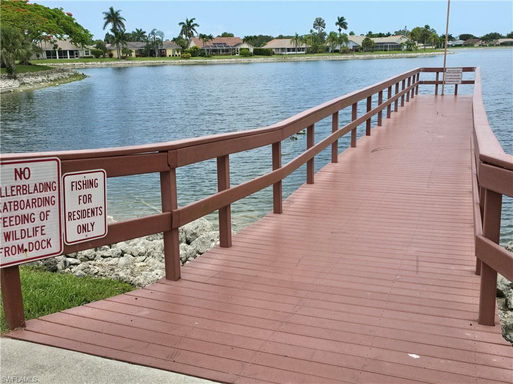 605 Squire CIR 203 NAPLES, FL 34104