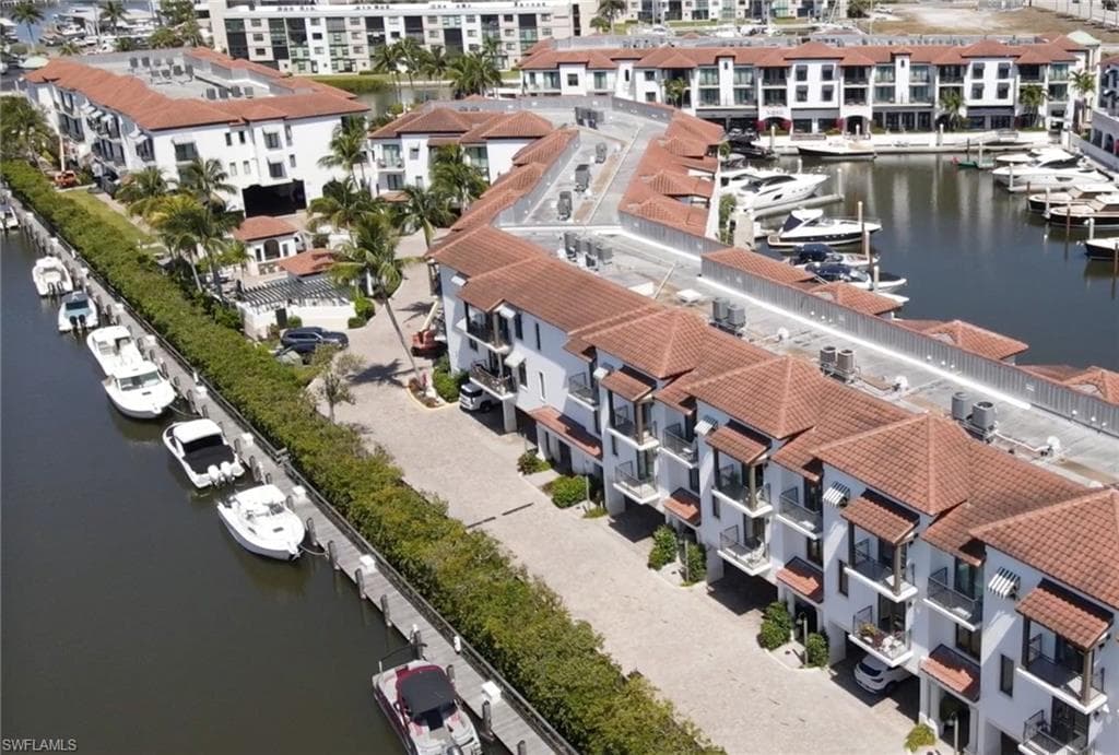1500 5th AVE S NAPLES, FL 34102