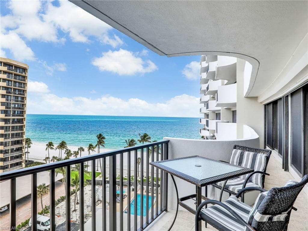 4005 Gulf Shore BLVD N 800 NAPLES, FL 34103