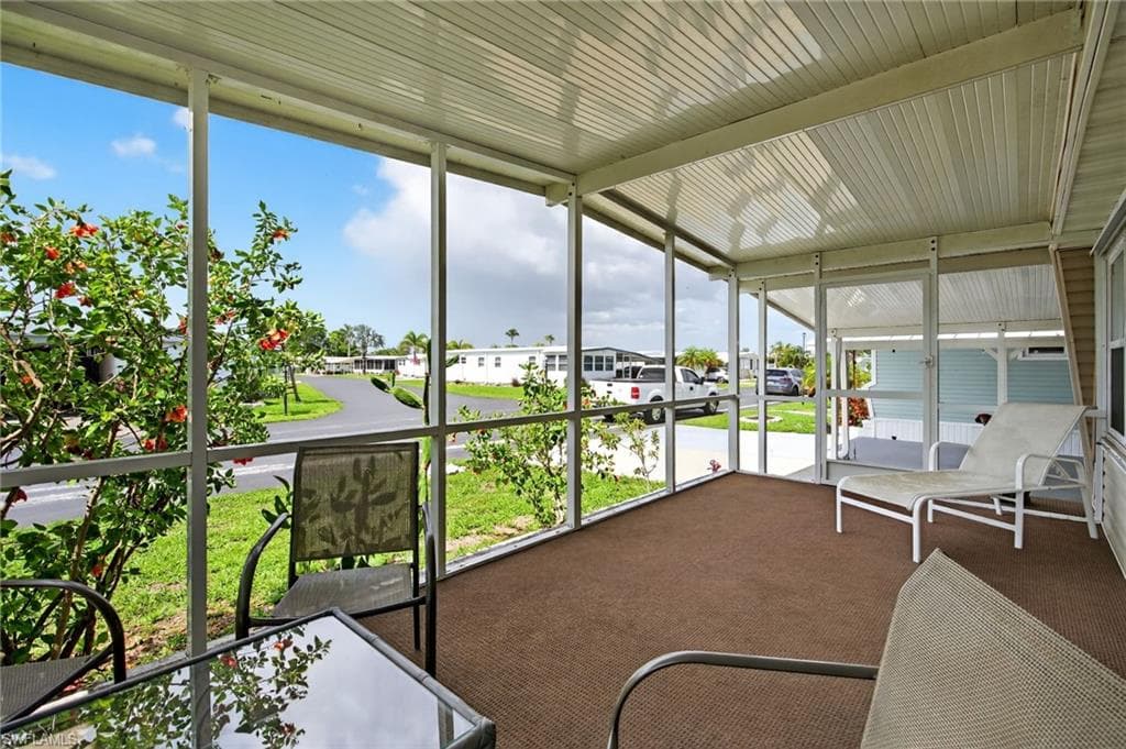 71 Enchanting BLVD E71 NAPLES, FL 34112