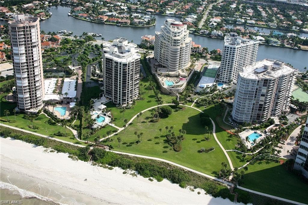 4551 Gulf Shore BLVD N 1001 NAPLES, FL 34103