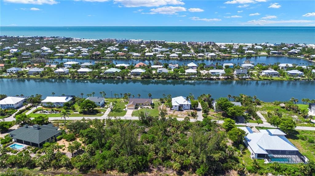 554 Lake Murex CIR SANIBEL, FL 33957