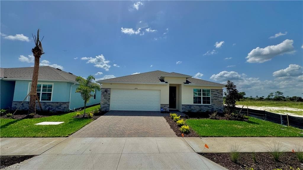 17710 Shade Tree LOOP Babcock Ranch, FL 33982