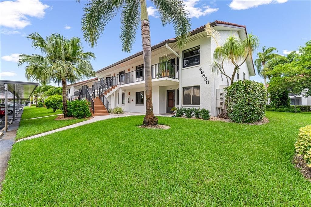 4983 Pepper CIR H206 NAPLES, FL 34113