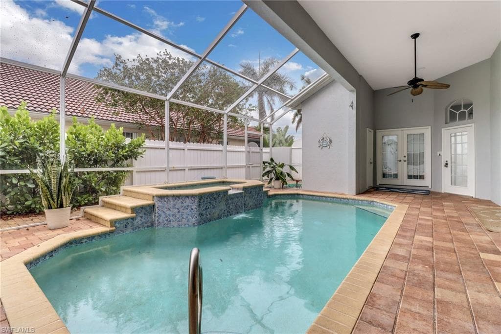 1106 Jardin DR NAPLES, FL 34104