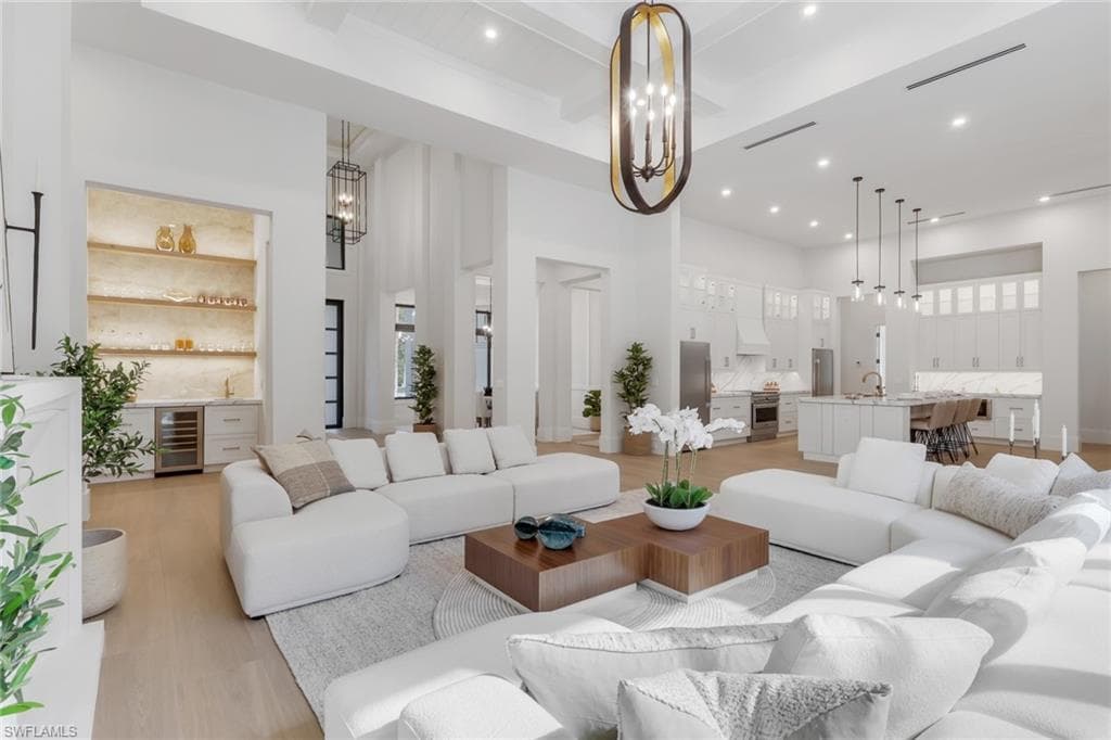 5174 Sycamore DR NAPLES, FL 34119