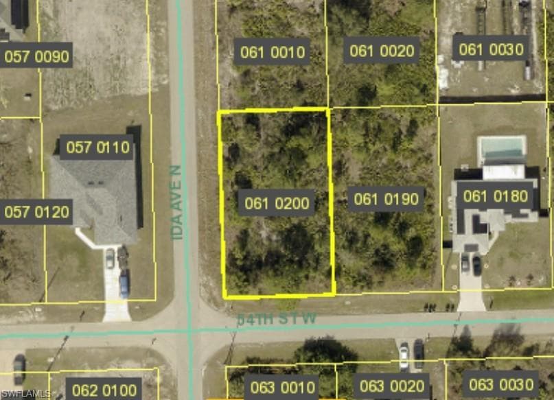 2718 54th ST W LEHIGH ACRES, FL 33971
