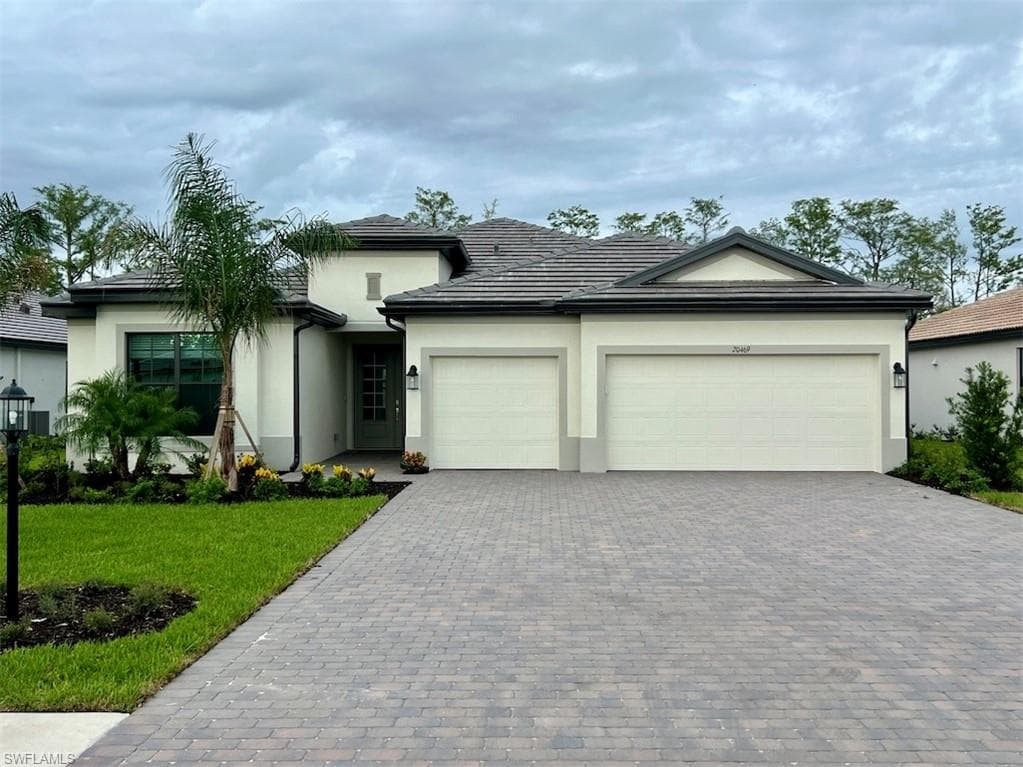 20469 Verawood LOOP ESTERO, FL 33928
