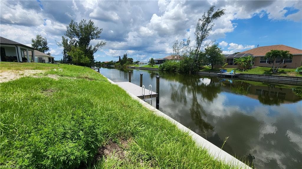 1818 NE 1st PL CAPE CORAL, FL 33909
