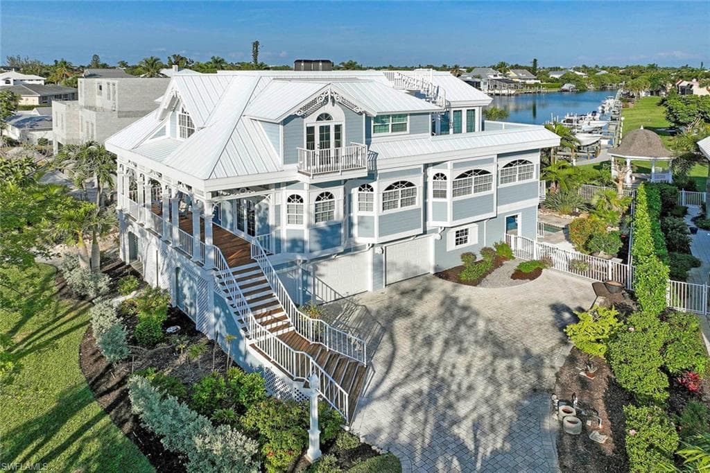 970 VICTORIA WAY SANIBEL, FL 33957