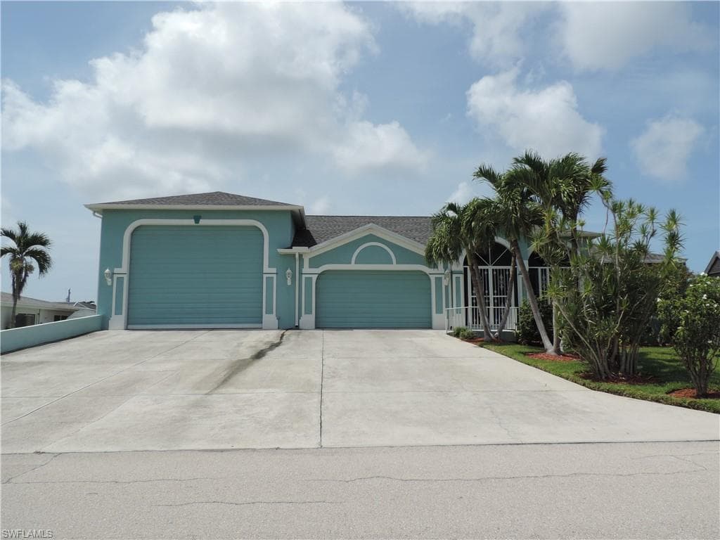 6415 Plumosa AVE FORT MYERS, FL 33908