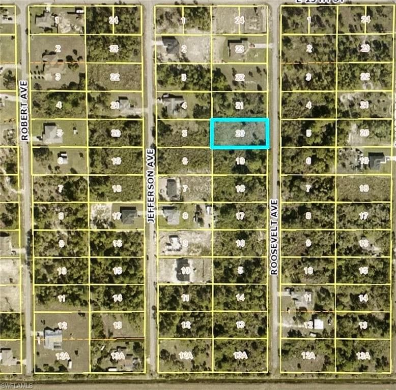 1217 Roosevelt AVE LEHIGH ACRES, FL 33972