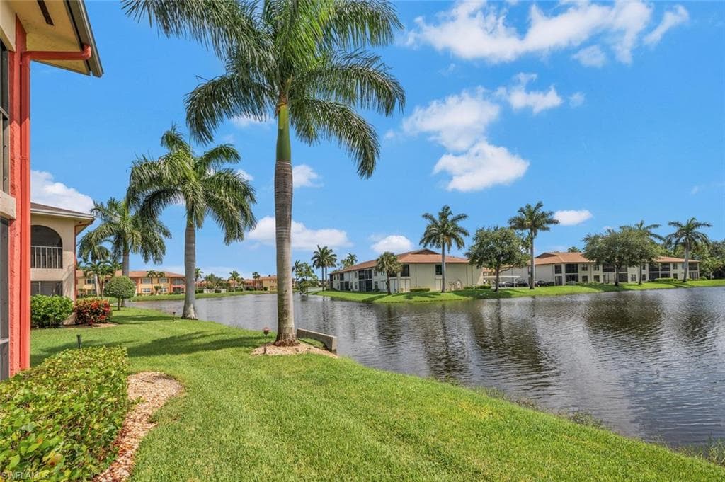 332 Charlemagne BLVD H101 NAPLES, FL 34112