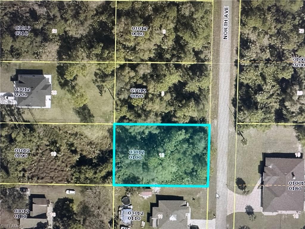 409 North AVE LEHIGH ACRES, FL 33972