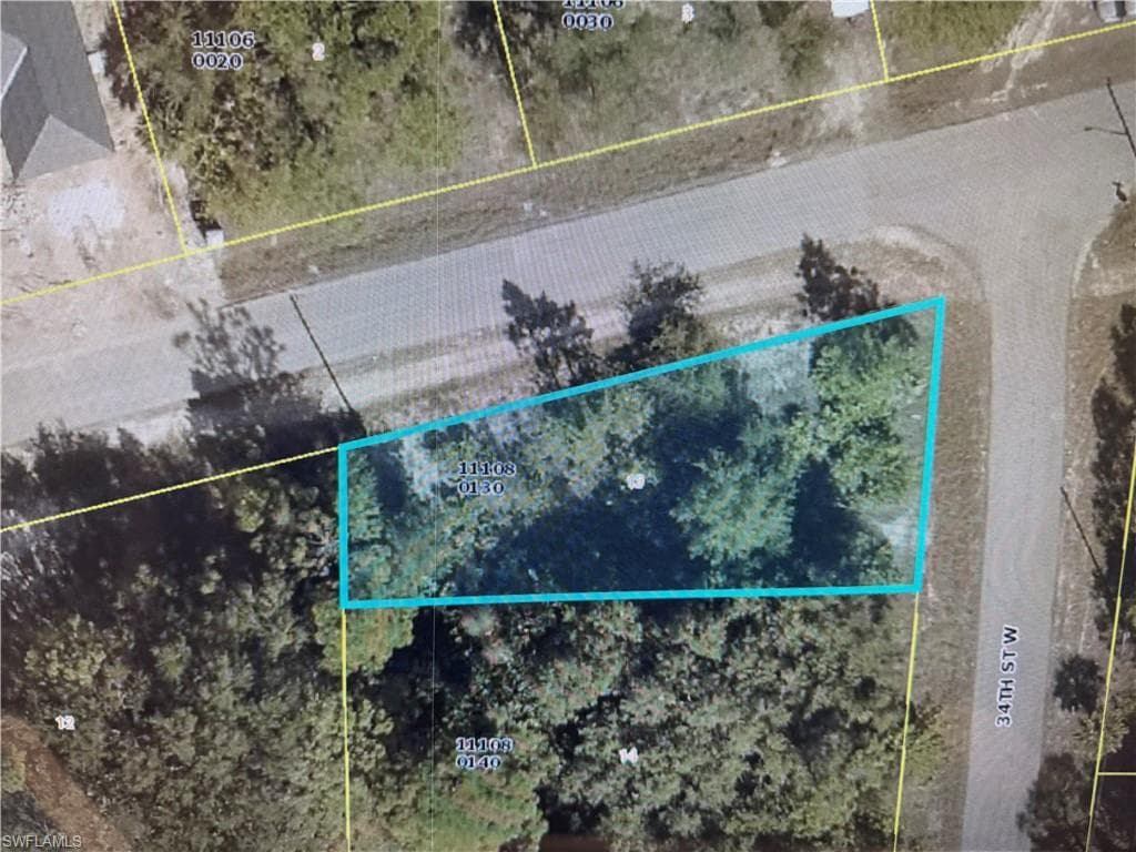 2502 34th ST W LEHIGH ACRES, FL 33971