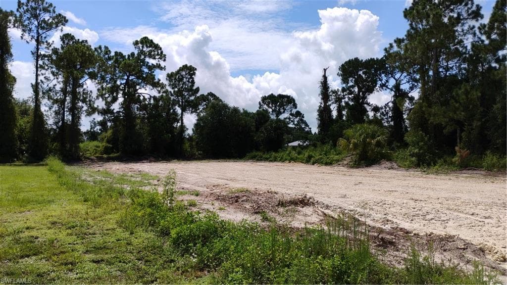 509 Columbus BLVD S LEHIGH ACRES, FL 33974