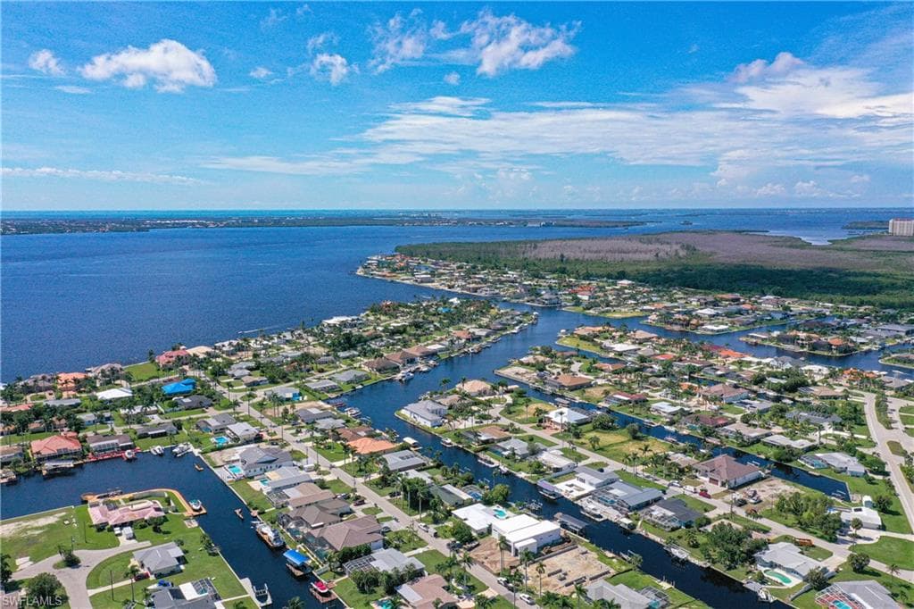 5362 Bayshore AVE CAPE CORAL, FL 33904