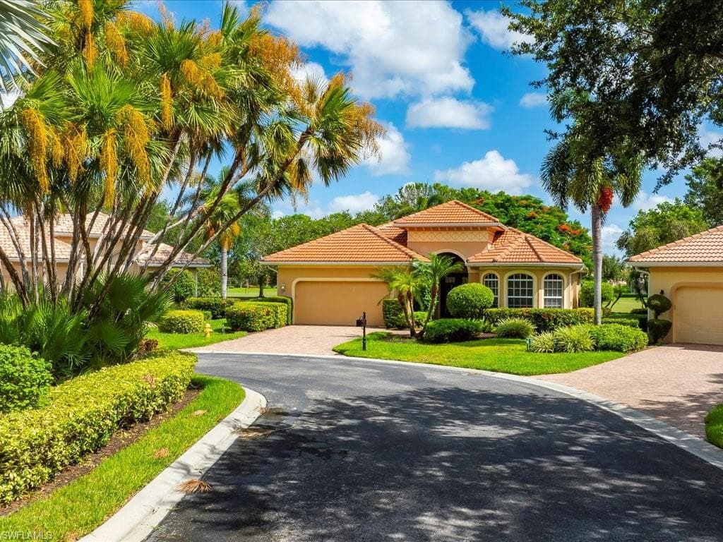 6901 Bent Grass DR NAPLES, FL 34113
