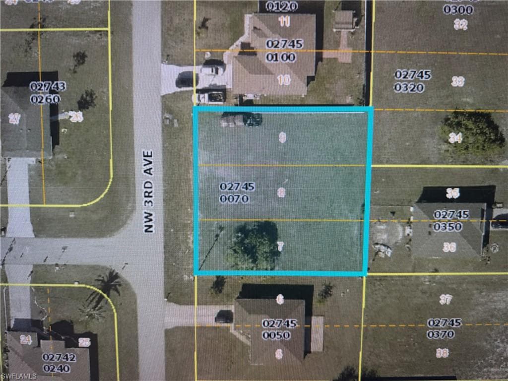1400 Hibiscus AVE LEHIGH ACRES, FL 33972