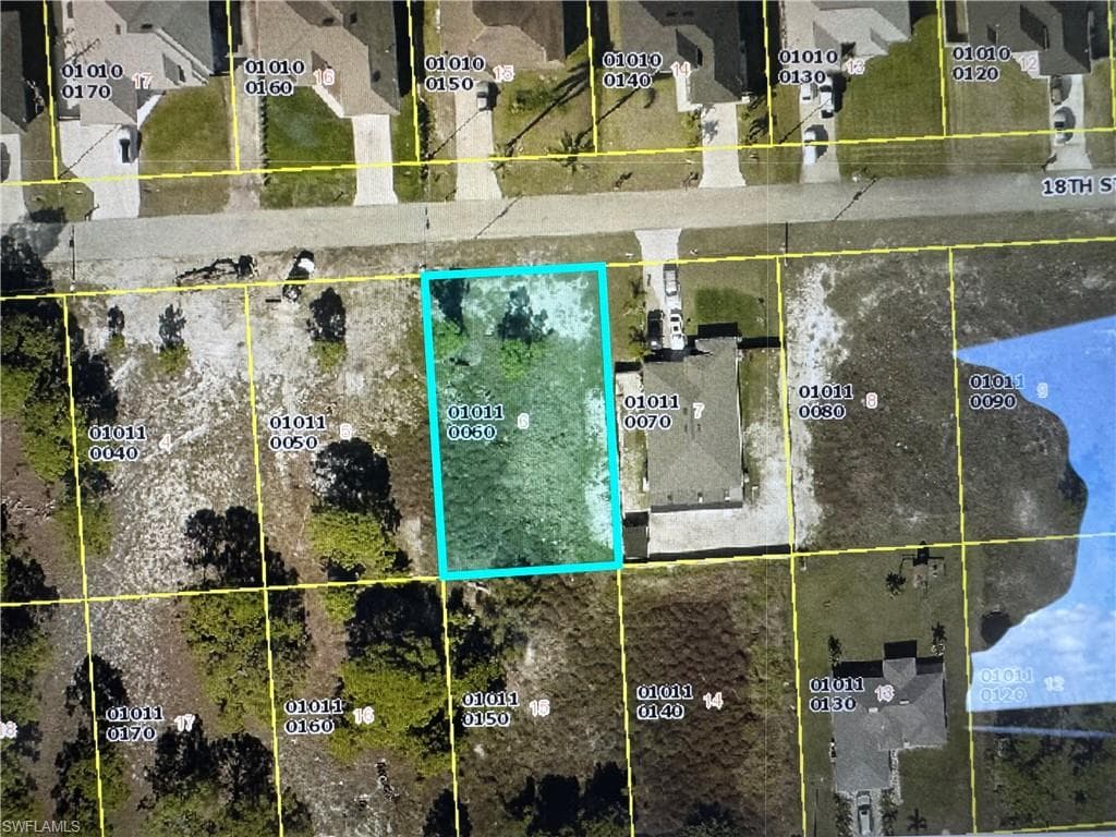 2923 18th ST SW LEHIGH ACRES, FL 33976