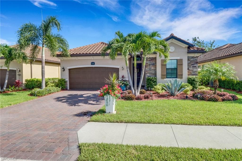 17200 Galway RUN BONITA SPRINGS, FL 34135
