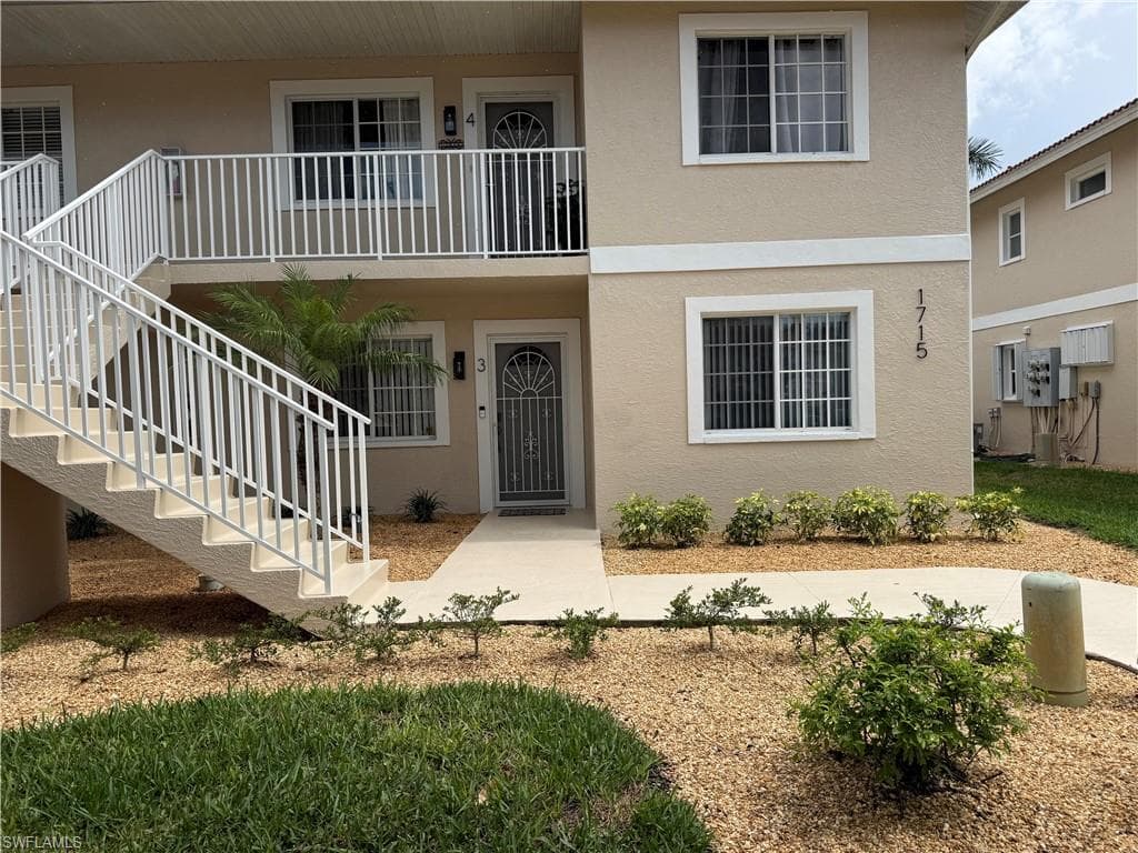 1715 Reuven CIR 2103 NAPLES, FL 34112