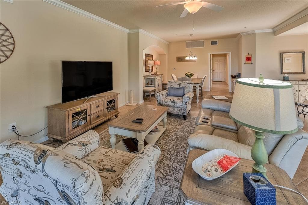 9512 Napoli LN 101 NAPLES, FL 34113