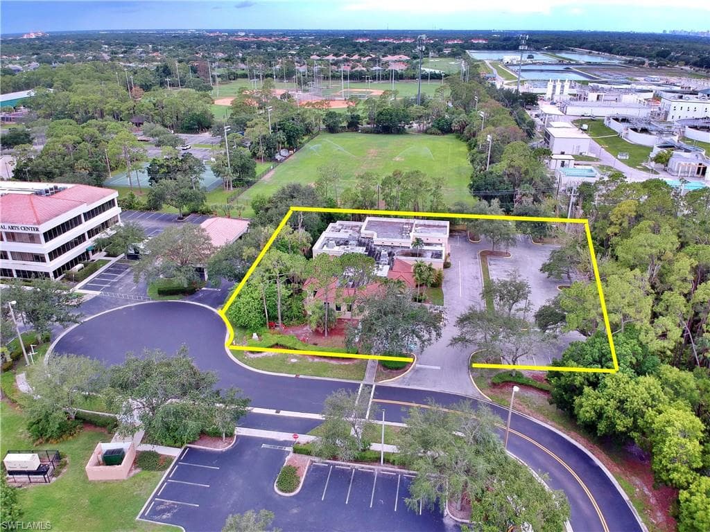 1885 Health PKWY NAPLES, FL 34109