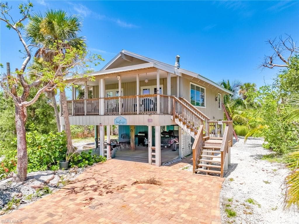 140 Mourning Dove DR Upper Captiva, FL 33924