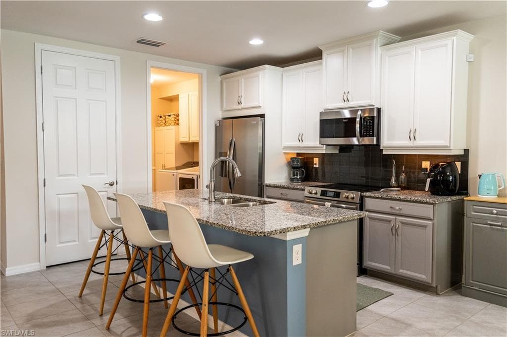 14888 Edgewater CIR NAPLES, FL 34114