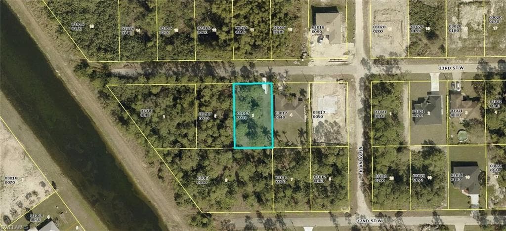 3005 23rd ST W LEHIGH ACRES, FL 33971