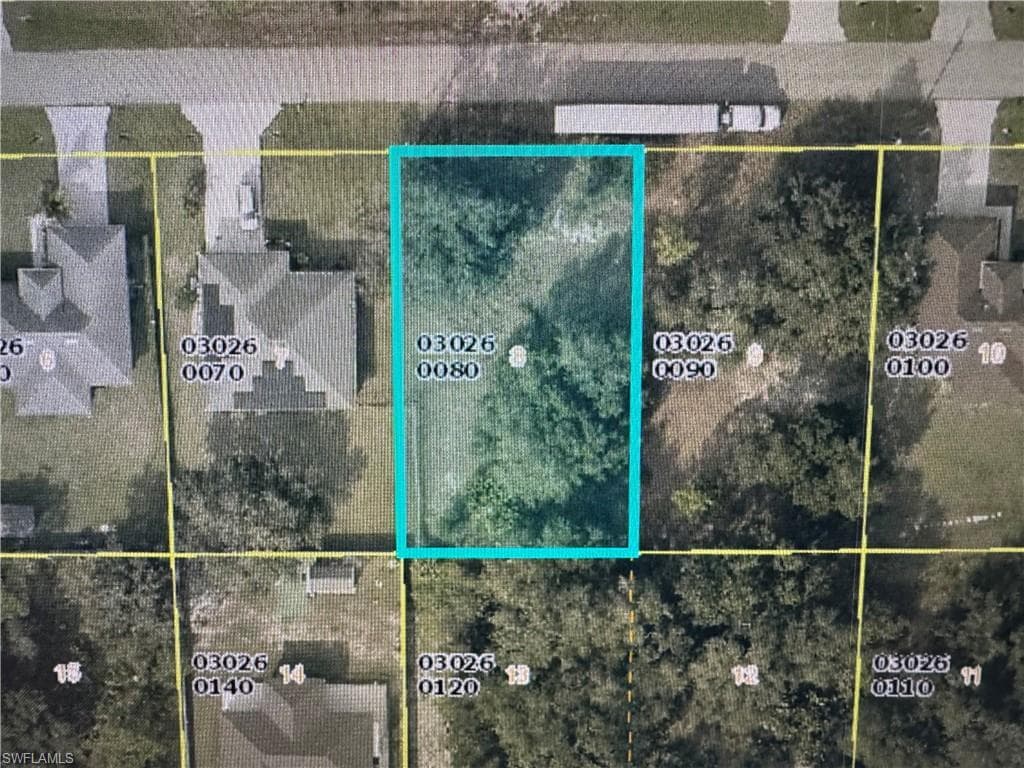 2805 51st ST SW LEHIGH ACRES, FL 33976