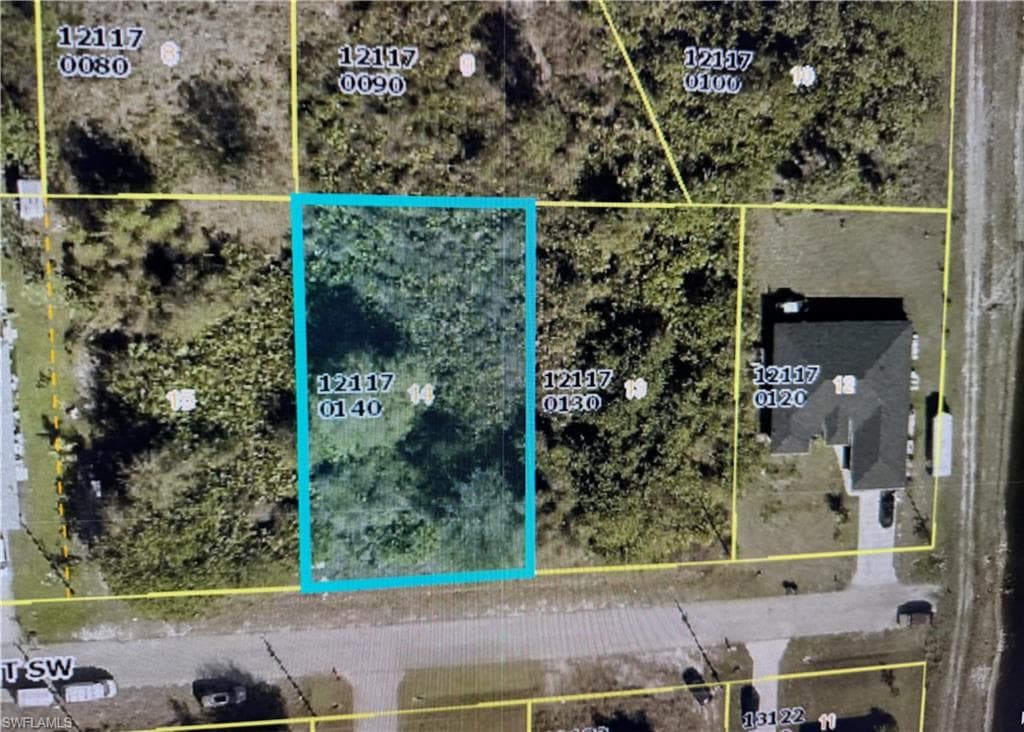 2504 12th ST SW LEHIGH ACRES, FL 33976
