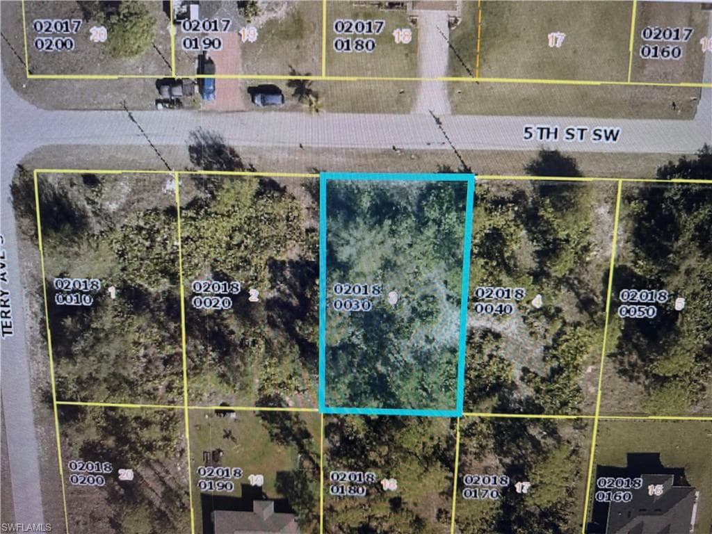 3515 5th ST SW LEHIGH ACRES, FL 33976