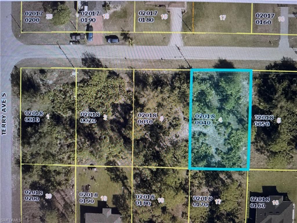 3513 5th ST SW LEHIGH ACRES, FL 33976
